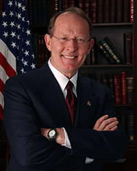 Lamar Alexander 